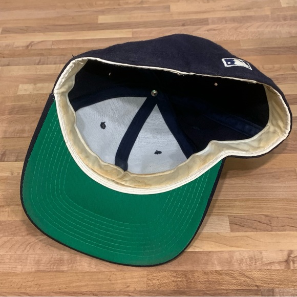 Vintage MLB Sports Specialties Pro Model 100% Wool Hat Yankees Plain Logo 7 3/8 - Picture 6 of 7